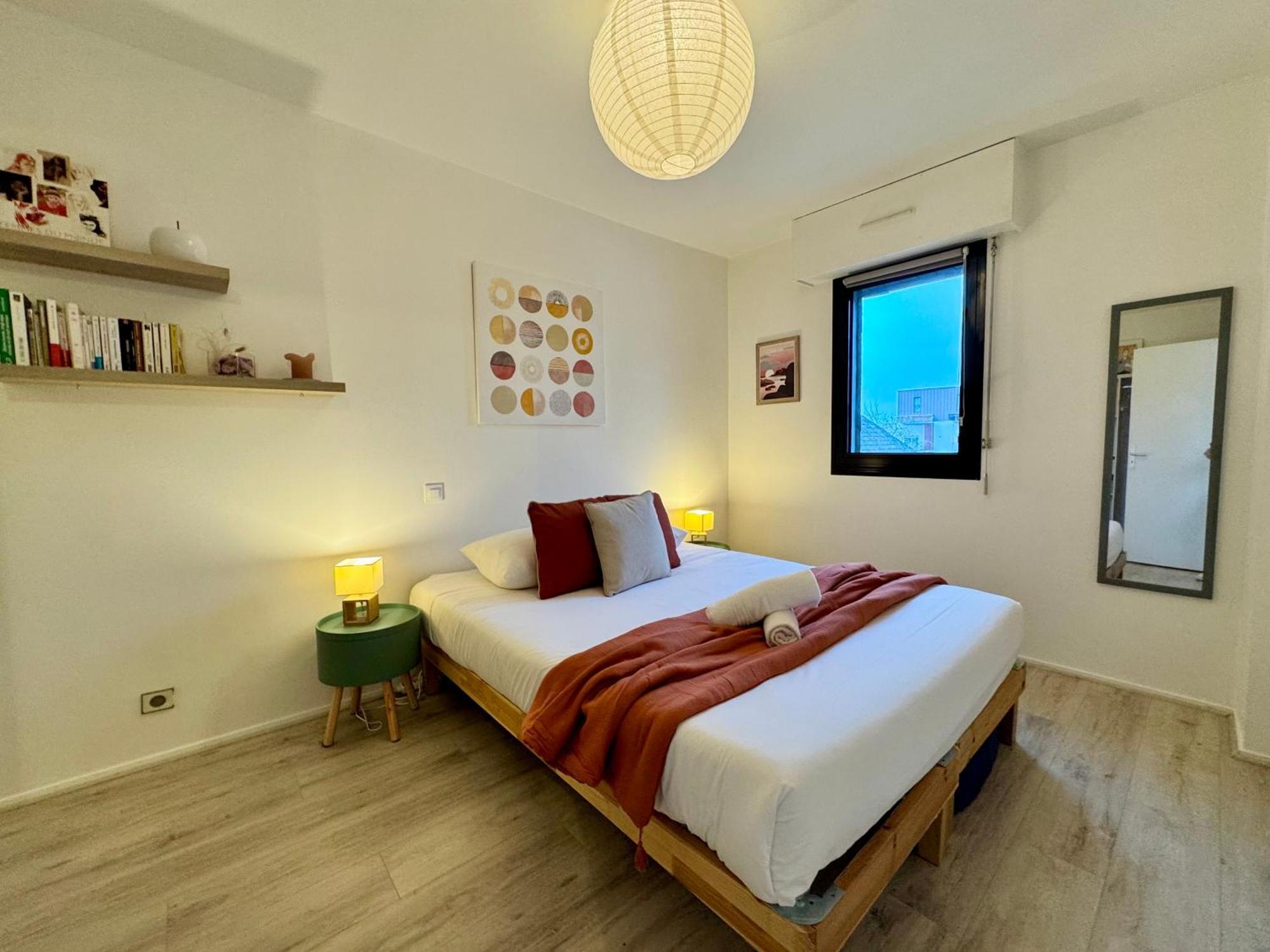 Appartement Le Nantais, Centre De Avec Garage Prive